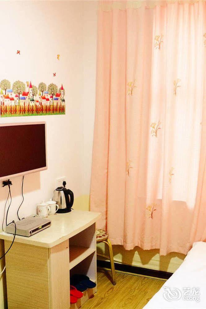 Qingdao Peninsula Four Seasons Business Hotel 外观 照片